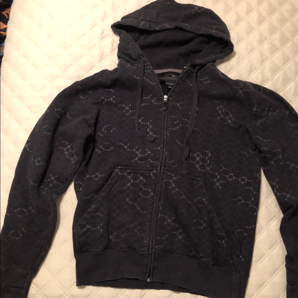 Black Oakley hoodie adult medium